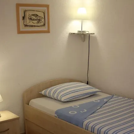 Lägenhet In With Sea View, Balcony, Washing Machine 882-1 *