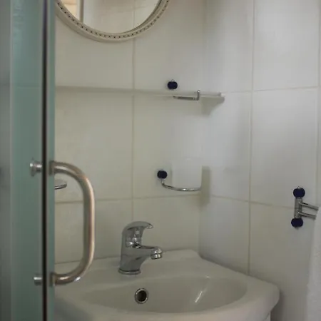 In With Sea View, Balcony, Washing Machine 882-1 Apartment Veli Rat