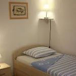 Appartement In With Sea View, Balcony, Washing Machine 882-1 *